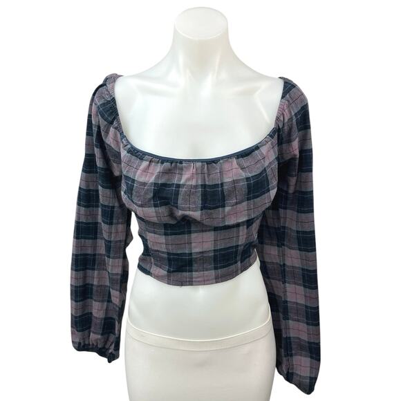 Wild Fable Black Pink Plaid Checkered Smocked Long Sleeve Crop Top Size M - Picture 1 of 5